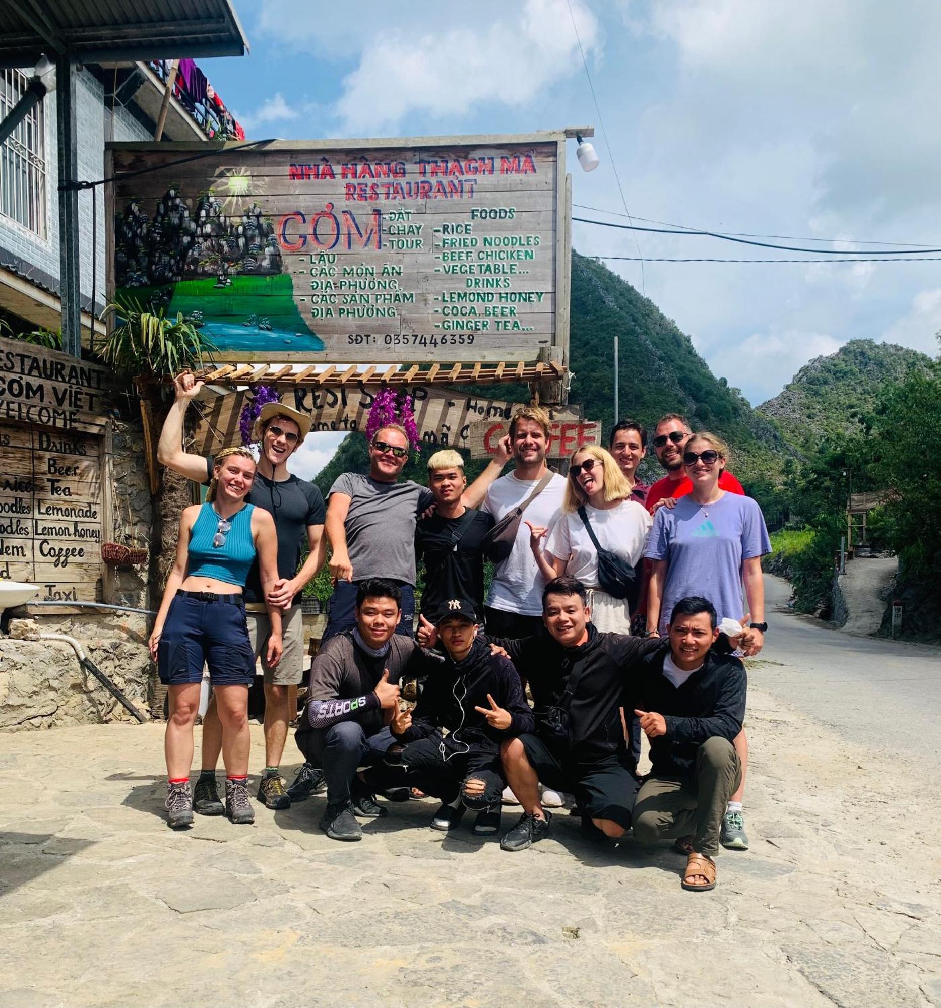 Ha Giang Safari Hostel & Motorbikes Exterior photo