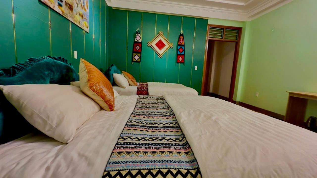 Ha Giang Safari Hostel & Motorbikes Exterior photo